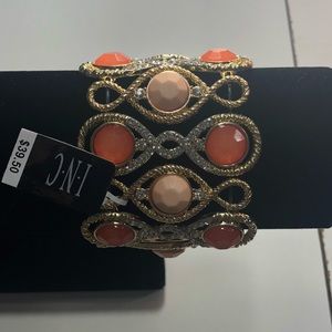 Inc bracelet salmon
